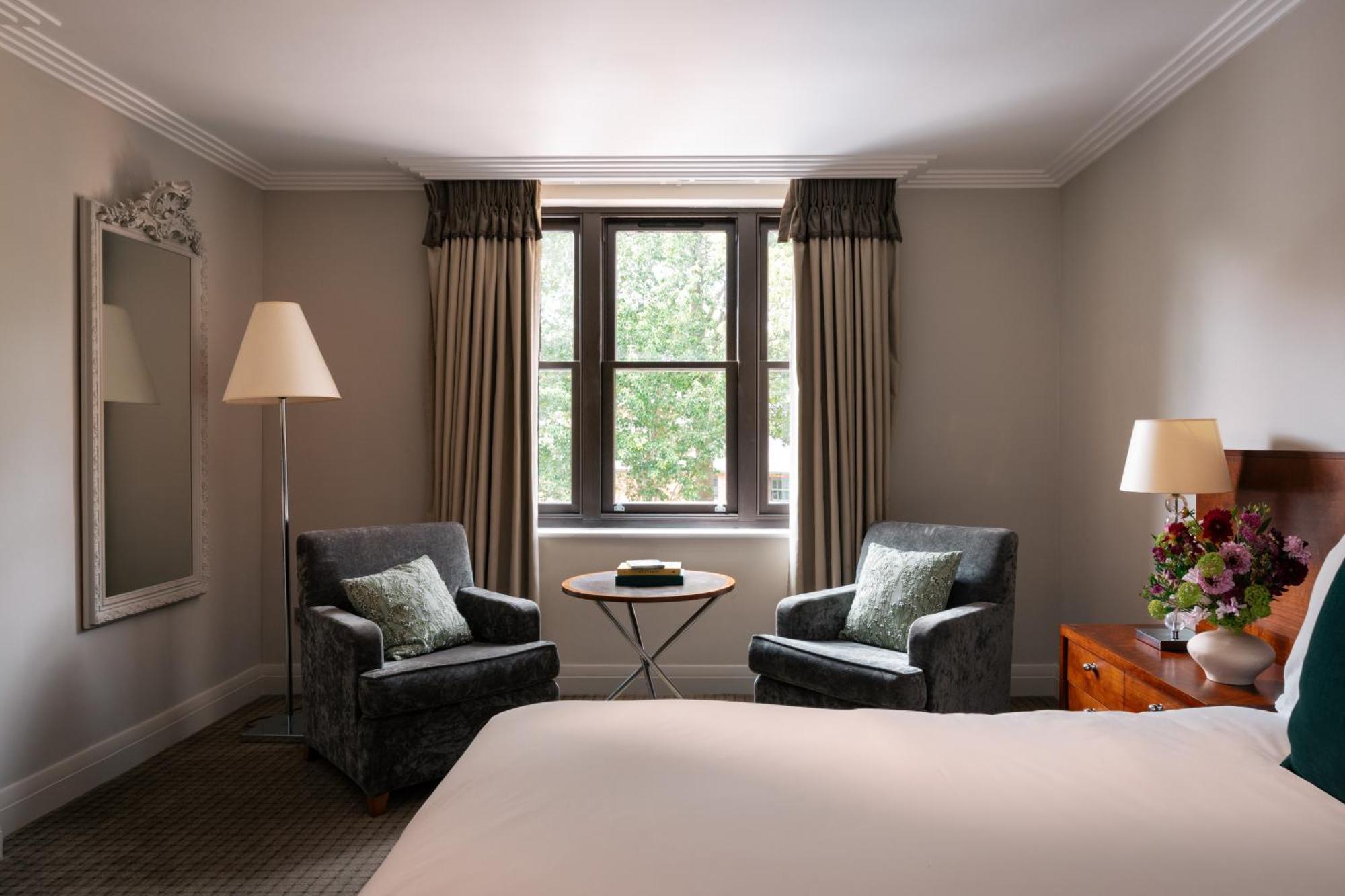 Quarto Superior com Cama de Casal ou 2 de Solteiro